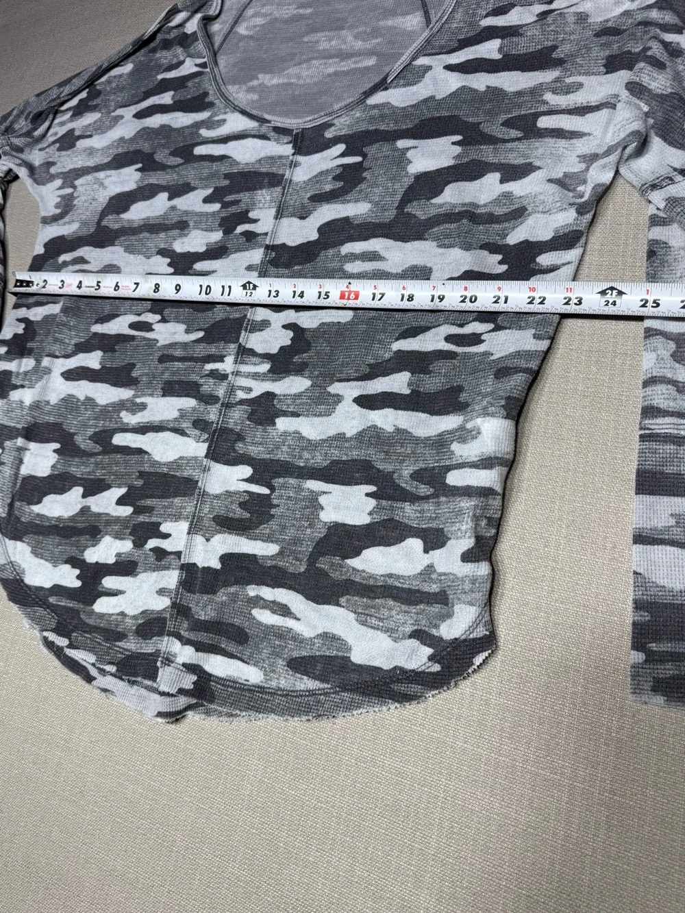 Lucky Brand Grey Camouflage Long Sleeve Tee - Picture 4 of 5